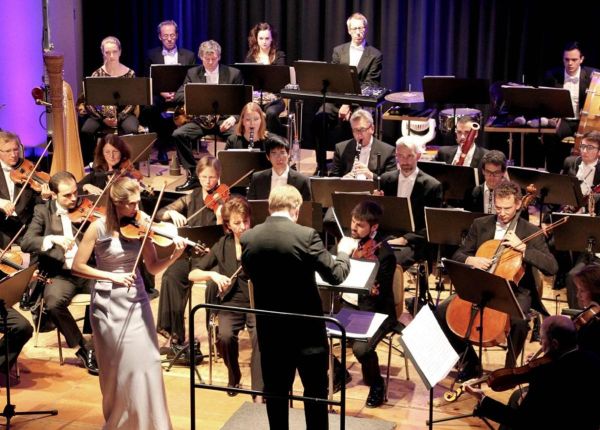 Höhepunkt im Uslarer Musikjahr: Zum Konzert mit dem Göttinger Symphonieorchester kamen über 400 Besucher ins Forum. Foto: Porath